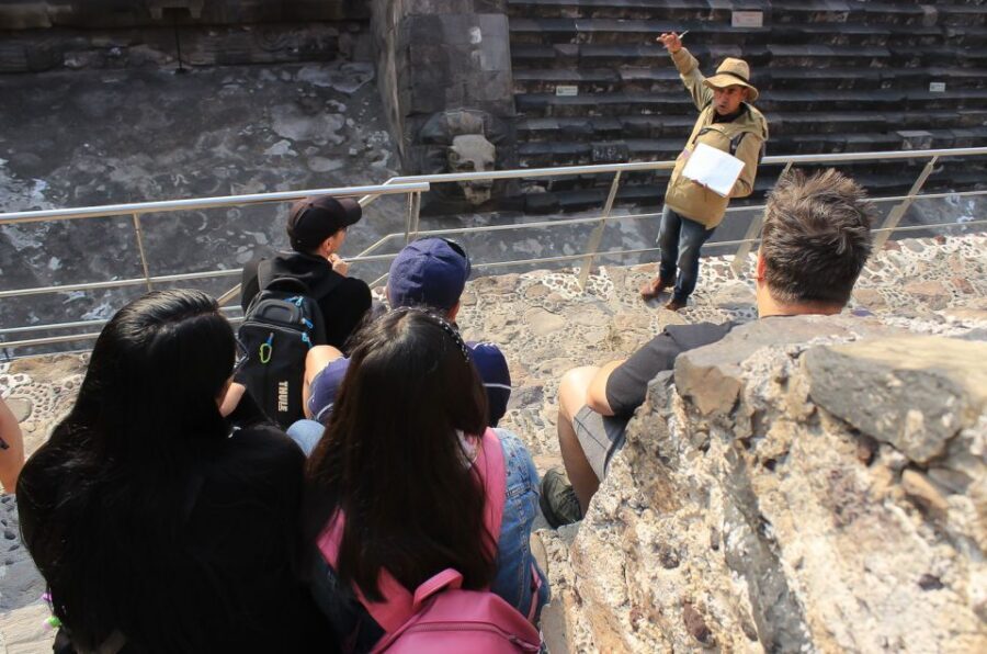 Mexico City: Teotihuacan Early or Afternoon Access Tour - Lunch at Tlacaelel: What the Included Buffet Adds