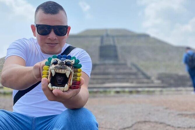 Mexico City : Teotihuacan Pyramids - The guide experience: what makes it work in real life