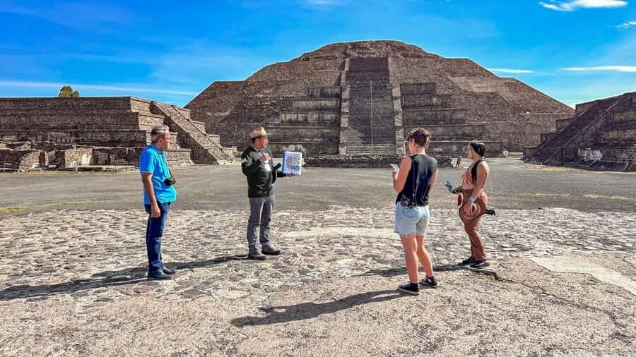 Mexico City: Teotihuacan, Tlatelolco & Guadalupe Shrine Tour - How the 9-hour day flows (so you don’t feel lost)