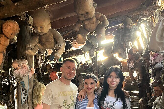 Mexico City The island of dolls, games and drinks - Stop 2: la isla de las muñecas for legend, dolls, and the right kind of eerie