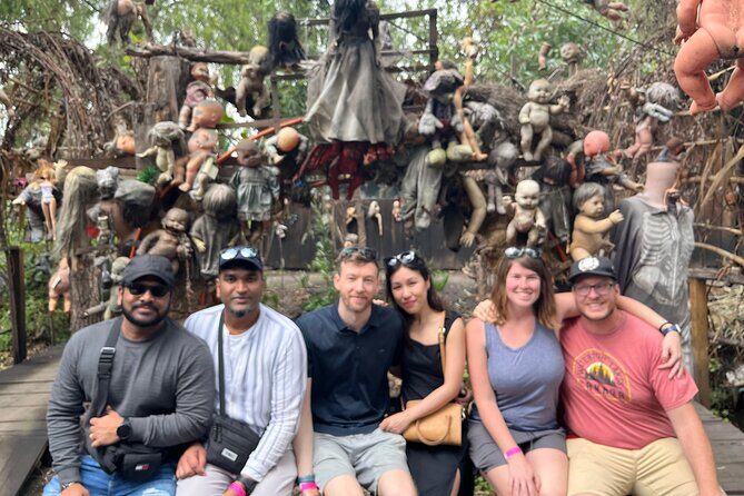 Mexico City The island of dolls, games and drinks - Group size, pace, and how to get the best out of the 2-3 hours