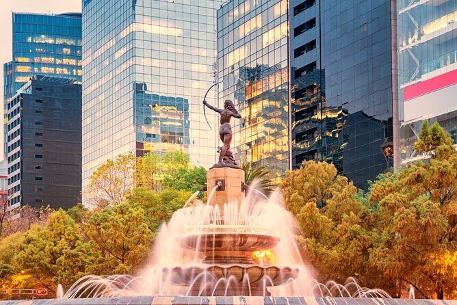 Mexico City Tour Bilingual Tour - Pickup and meeting: the part you should not wing
