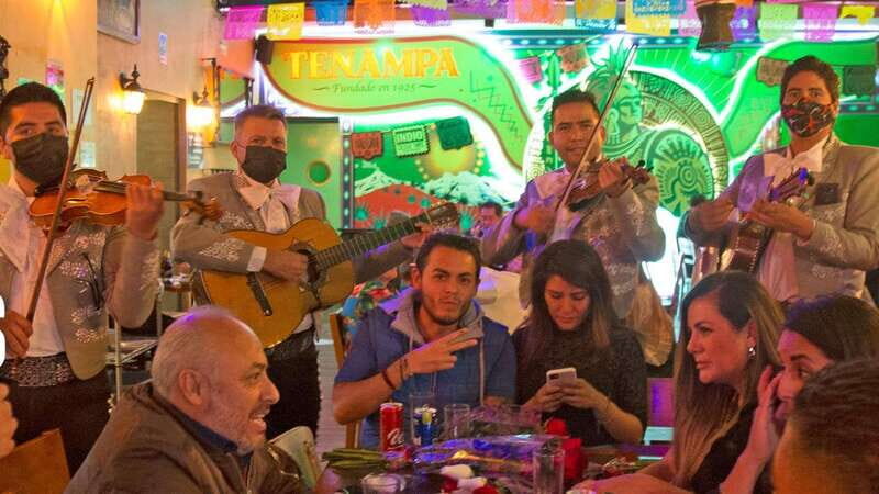 Mexico City: Traditional Mexican Bars of the Historic Center - Key Things You’ll Notice on This Mexico City Cantina Tour
