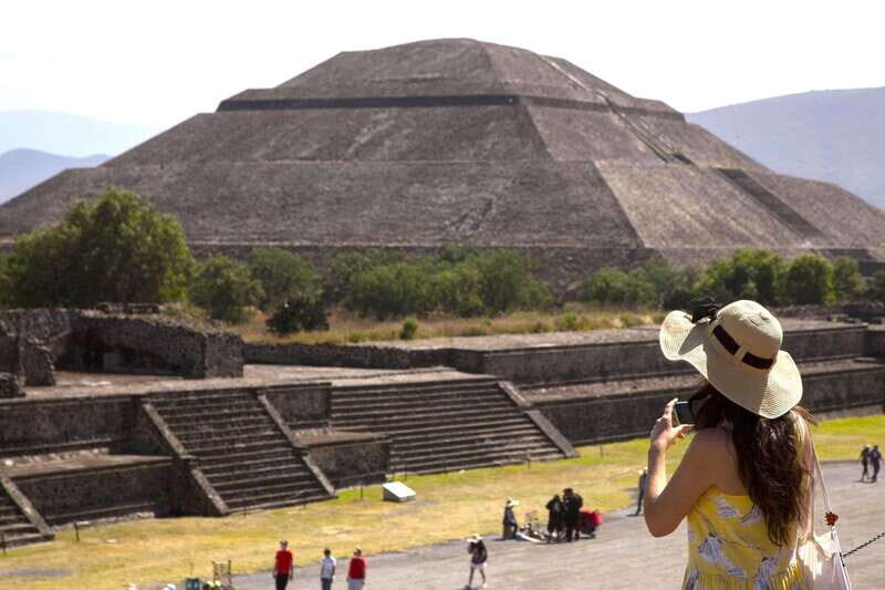 Mexico City: Trip to Teotihuacan Pyramids & Guadalupe Shrine - Key things to know before you go