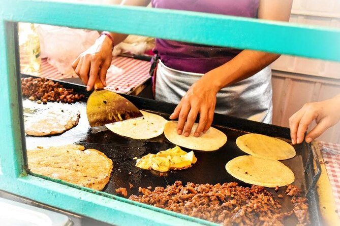 Mexico City Vegan & Vegetarian Street Food Adventure - Paseo de la Reforma: America-to-Paris Energy, With Food Breaks Built In