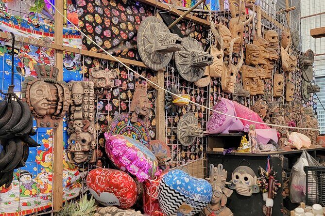 Mexico City Vegan & Veggie Market Explorer plus Cooking Lesson - Templo Mayor Site Visit: What You See Without the Museum Detour