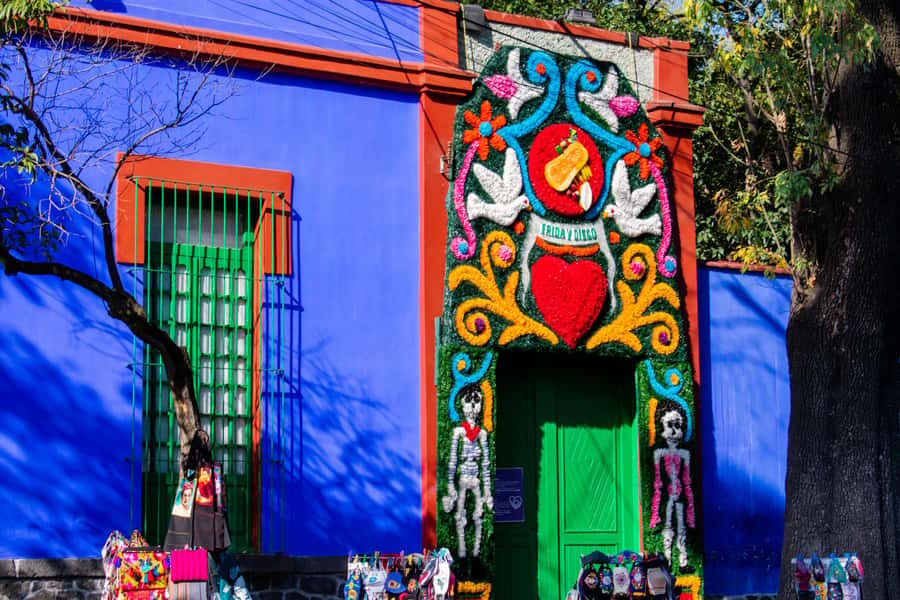 Mexico City: Xochimilco Coyoacan, Frida Kahlo & UNAM Murals - A quick cultural pause: coffee and the arts-and-crafts workshop stop