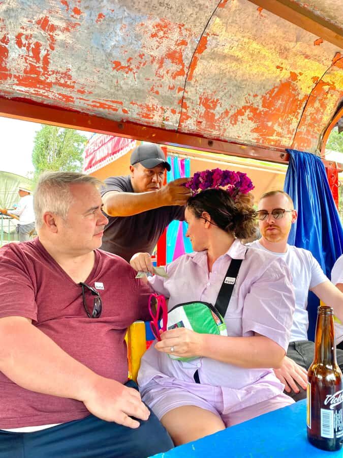 Mexico City: Xochimilco Coyoacan, Frida Kahlo & UNAM Murals - Xochimilco by trajinera: canals, traditions, and real-world time limits