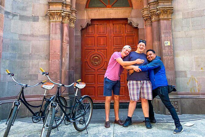 Mexico Off the Beaten Track: Street Food & Bikes — All Inclusive - Monumento a la Revolución: pulque + a landmark that slows you down