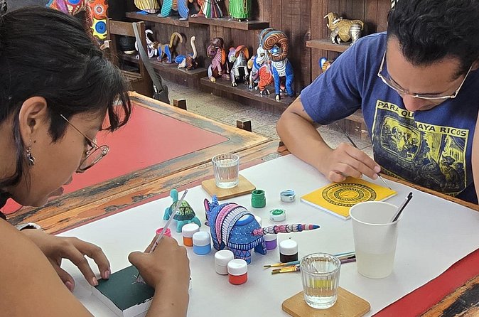 Mezcal and Canvas - How the evening runs: meeting at Mezcal Destilado de Artrijes at 6:30 pm
