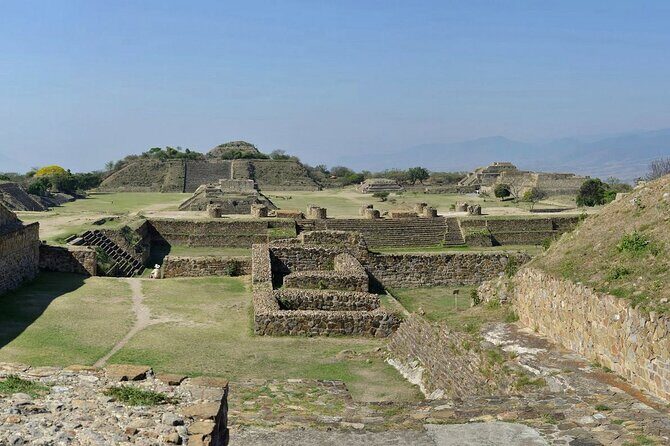 Monte Alban & artisan house workshop in Arrazola and Coyotepec - Cuilapan de Guerrero’s Dominican complex and a key historic moment