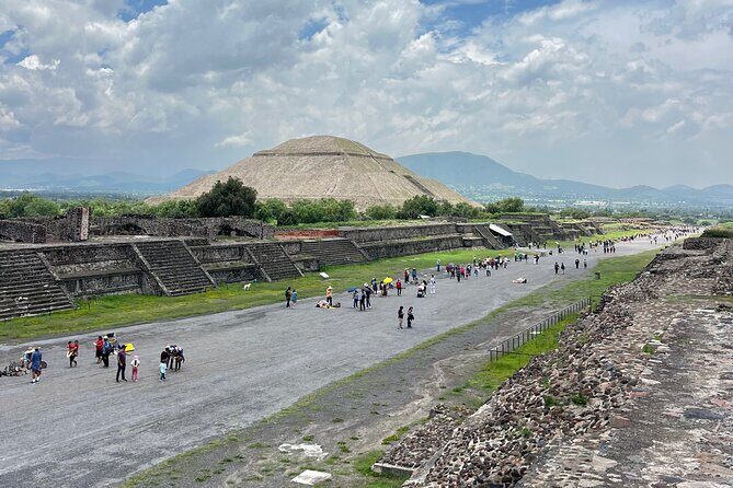 Morning Tour of the Teotihuacan Pyramids - Admission and what you actually need to pay for