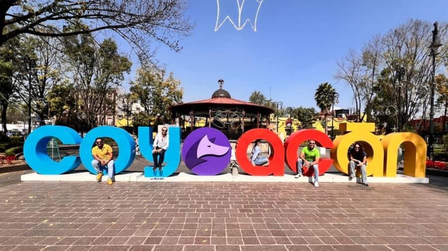Music and Tequila in Xochimilco visits Coyoacán and CU - Getting started at Starbucks Fiesta Americana Reforma (and why it matters)