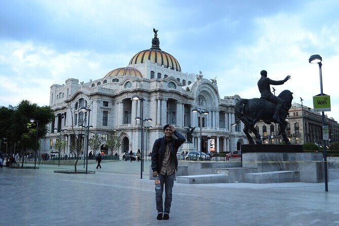 Must-see Buildings & Palaces of Mexico City - Stop 1: Museo Nacional de Artes (MUNAL) in a Palace Setting
