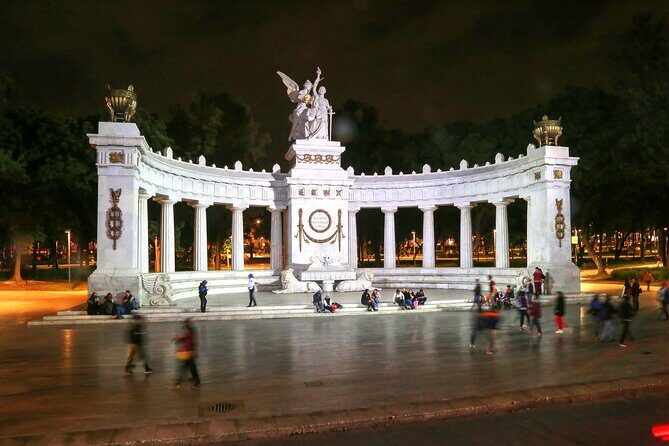 Night Tour of Mexico City Panoramic Ride on a Double-Decker Bus - Double-Decker Views and the Reality of Night Audio