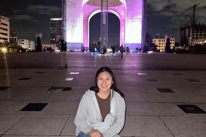 Night tour + tacos in Mexico City fully illuminated! - Who should book this Mexico City night tour
