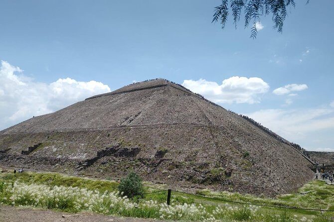 North tour in Mexico City - Sun and Moon pyramids: climb option, big walking, real payoff