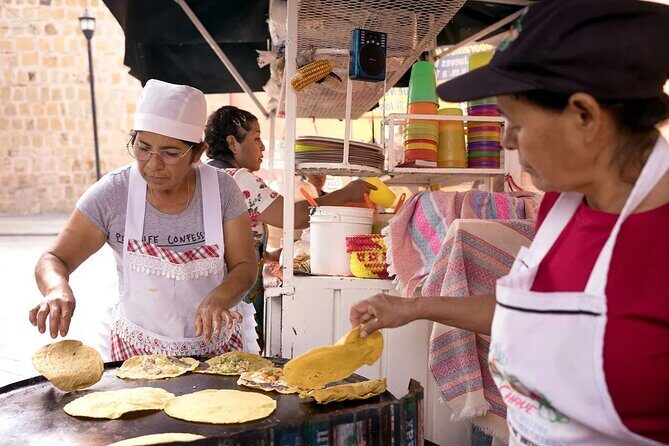 Oaxaca Street Food Essentials - Key things that make this Oaxaca food tour work