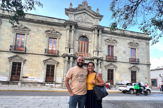 Oaxaca Walking Tour - Zócalo: learning the city’s center by walking it