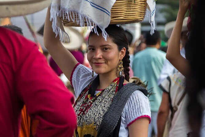 Oaxaca with a Local Photographer - English and Spanish comfort: talk while you shoot