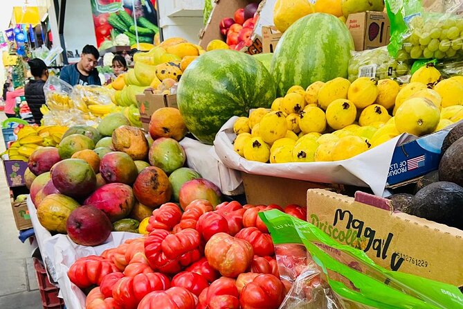 Oaxacan Vegetarian Cooking Class - Market hunting with a chiquigüite and mandil (and why it’s worth it)
