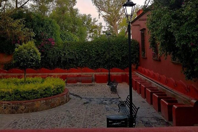 Original Downtown Food Tour with Taste of San Miguel - Bellas Artes: where art education shaped San Miguel’s cultural growth