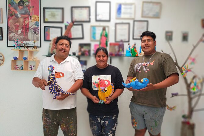 Paint your Alebrije with the Jimenez family. - Key highlights at a glance