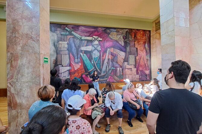 Palace of Fine Arts Mural Tour - Practical tips so you enjoy the murals, not fight your way through them