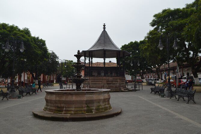Pátzcuaro & Michoacán Villages : 3 - Day Private Cultural Tour - Day 1: Mexico City brunch, hotel reset in Pátzcuaro, then a guided town walk