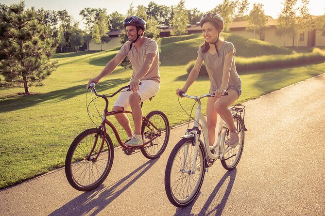 Private Chapultepec Park by Bike Guided Tour - Meeting point and the value of starting at 8:30am