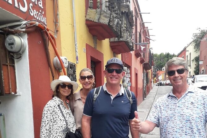 Private City Tour San Miguel de Allende - Centro Cultural Ignacio Ramírez El Nigromante: a break that still feels meaningful