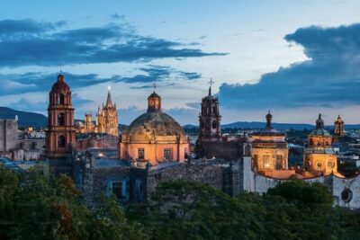 Private City Tour San Miguel de Allende - Casa del Mayorazgo de la Canal: 18th-century power, carved in stone