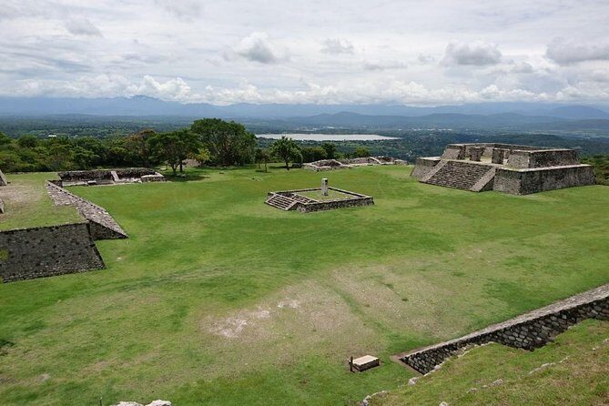 Private Day Tour of Xochicalco Archaeological Site and Cuernavaca - Guide quality: how to get the best day possible