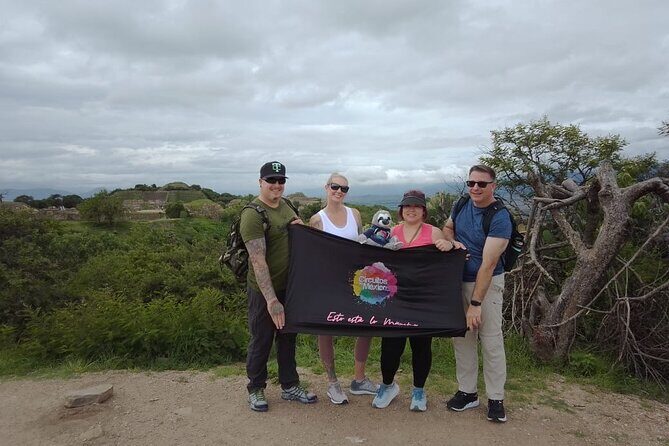 Private Family Tour to Visit Monte Albán, Alebrijes and Barro Negro - The private format: dedicated guide time that actually helps