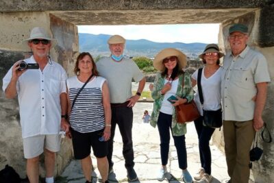 Private Family Tour visitng Mitla, Mezcal Factory, HIerve el Agua - Stop-by-Stop: El Árbol del Tule and How Close You’ll Really Get
