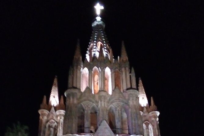 Private Historical Tour in San Miguel de Allende and Guanajuato - San Miguel de Allende Day 1: Convents, Government Squares, and Jardin Allende