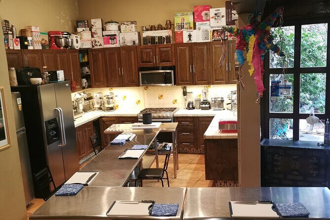 Private Mexican Cooking Class with Licensed Chef - The 3-hour rhythm: how the class actually plays out