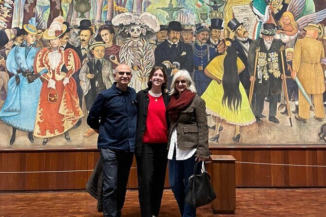 Private Mexico City Mural Art Tour - Museo Mural Diego Rivera: Reading Sueño de una Tarde Dominical
