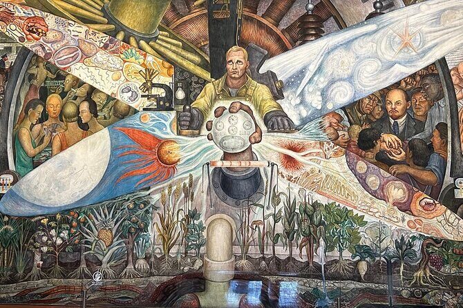 Private Mexico City Mural Art Tour - Neene and the Art of Explaining Murals in Plain English