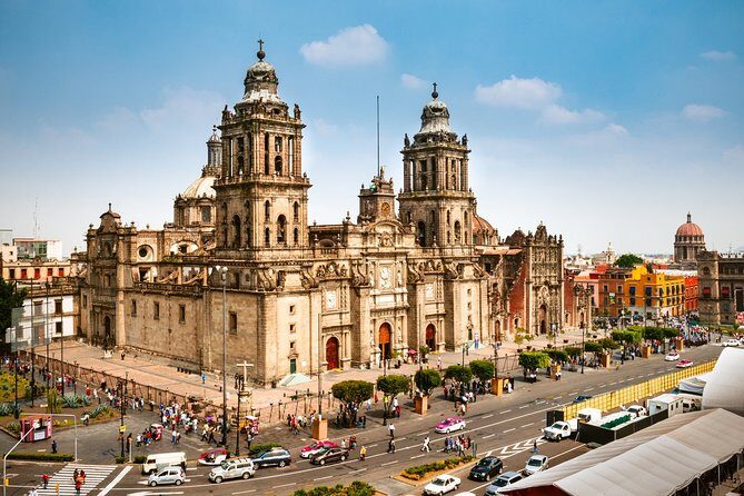 Private Mexico City Tour with Chapultepec Castle Visit - Chapultepec Castle: museums on a hill of grasshoppers