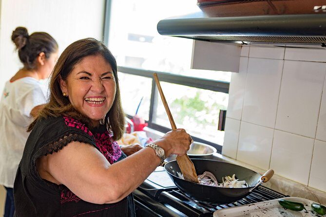 Private Pre-Hispanic Cooking Class in Mexico City with Martha - Your 2-hour flow: appetizer, main, then dessert at the table