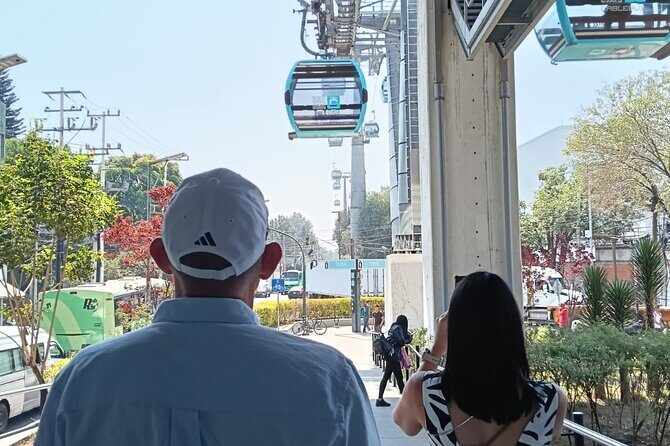 Private Tour: Cable Car, Urban Museum, Local Market - Best Rated - Cablebús Linea 2: the contrast views are the main reason to book