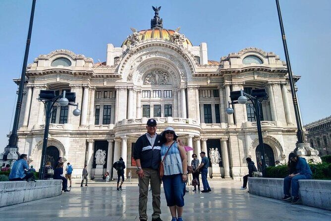 Private Tour Historic Center and Castle of Chapultepec - Palacio Postal and the Cathedral: architecture that rewards your attention