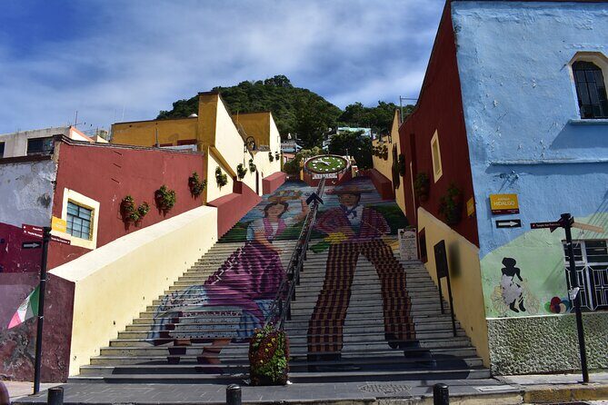 Private Tour in Atlixco and Chipilo from Puebla - Municipal Palace murals and the Convent of Carmen in Atlixco