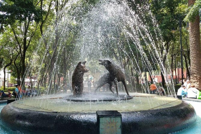 Private Tour Mexico City - Best Rated - Catedral Metropolitana and Palacio Nacional: Power, Faith, and Everyday Mexico