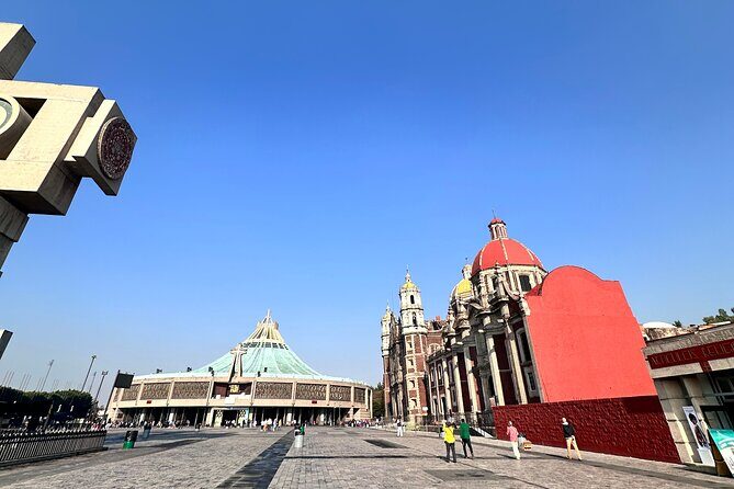 Private tour of the basilica of Guadalupe with Guadalupano museum - The first Basilica and early temple stops: comparing layers of devotion