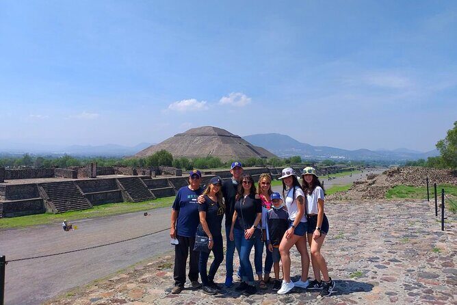 Private Tour Pyramids of Teotihuacan - The Teotihuacan drive and why the guided approach matters