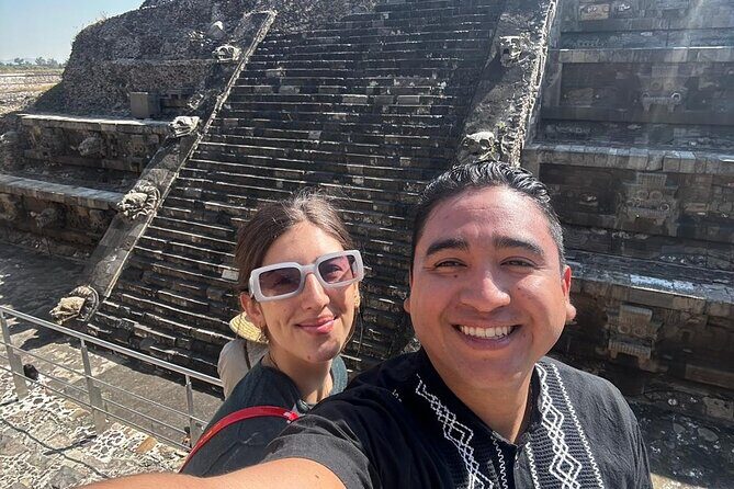 Private Tour: Teotihuacán/Basílica de Guadalupe Hotel Pick Up - Basilica de Santa María de Guadalupe: 2 hours that can feel bigger than the schedule