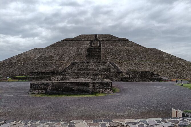 Private Tour, Teotihuacan, Basilica of Guadalupe. - Highlights you can feel right away