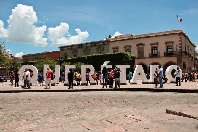 Private tour to Queretaro and San Miguel de Allende - San Miguel de Allende: UNESCO streets, pink towers, and church facades